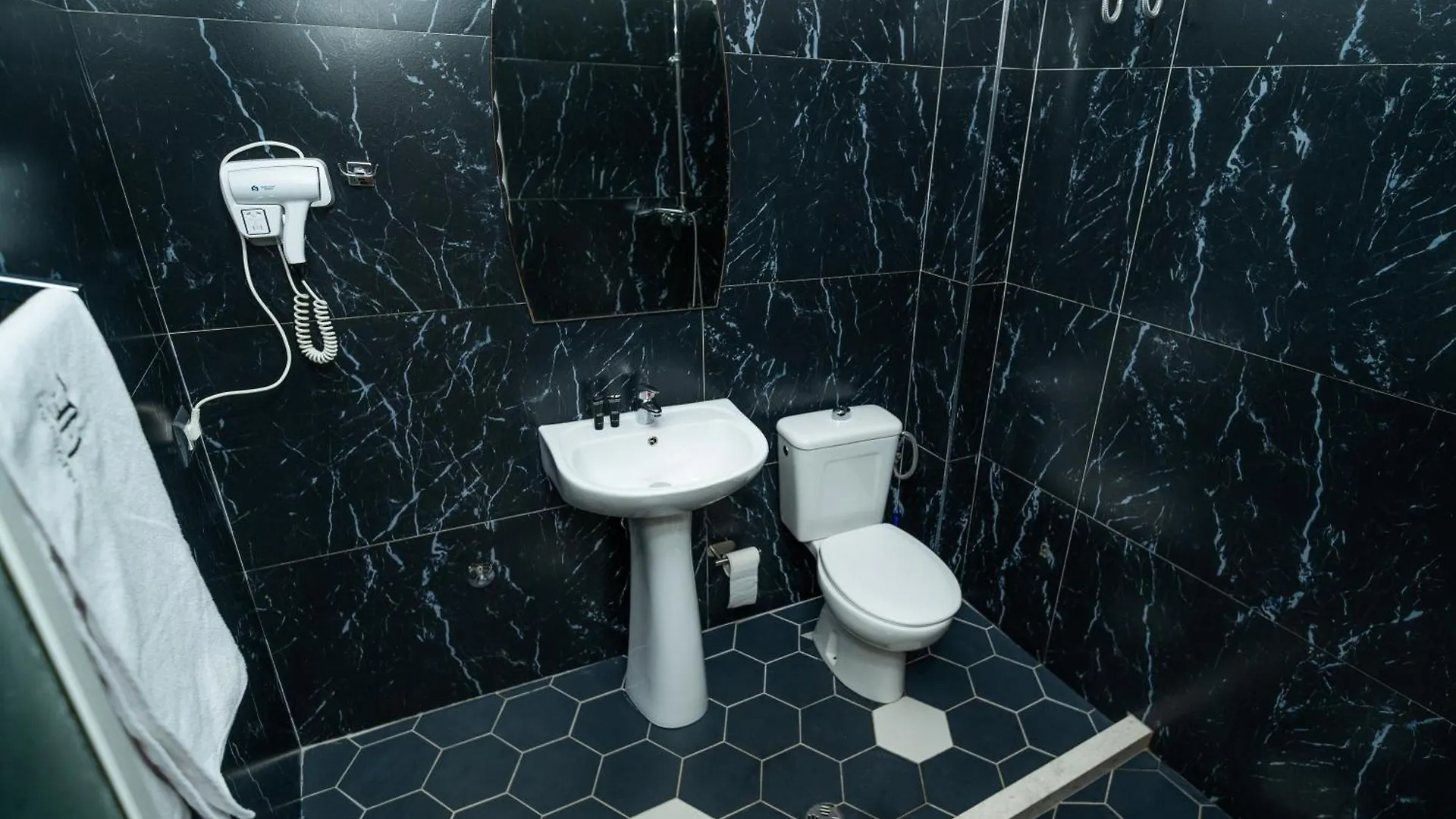 Eden Hotel Tirana